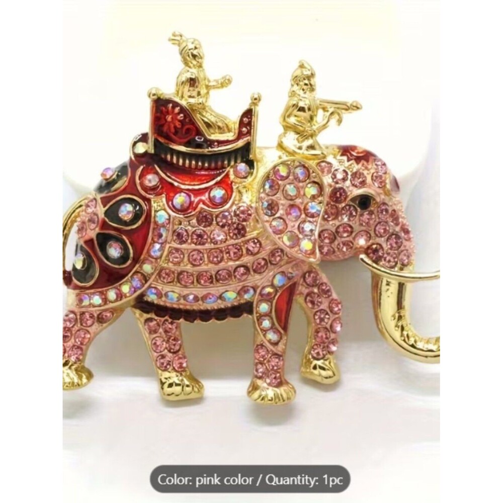 Beautiful Elephant & Antique Carriage Vintage Charm Crystal Goldtoned Brooch